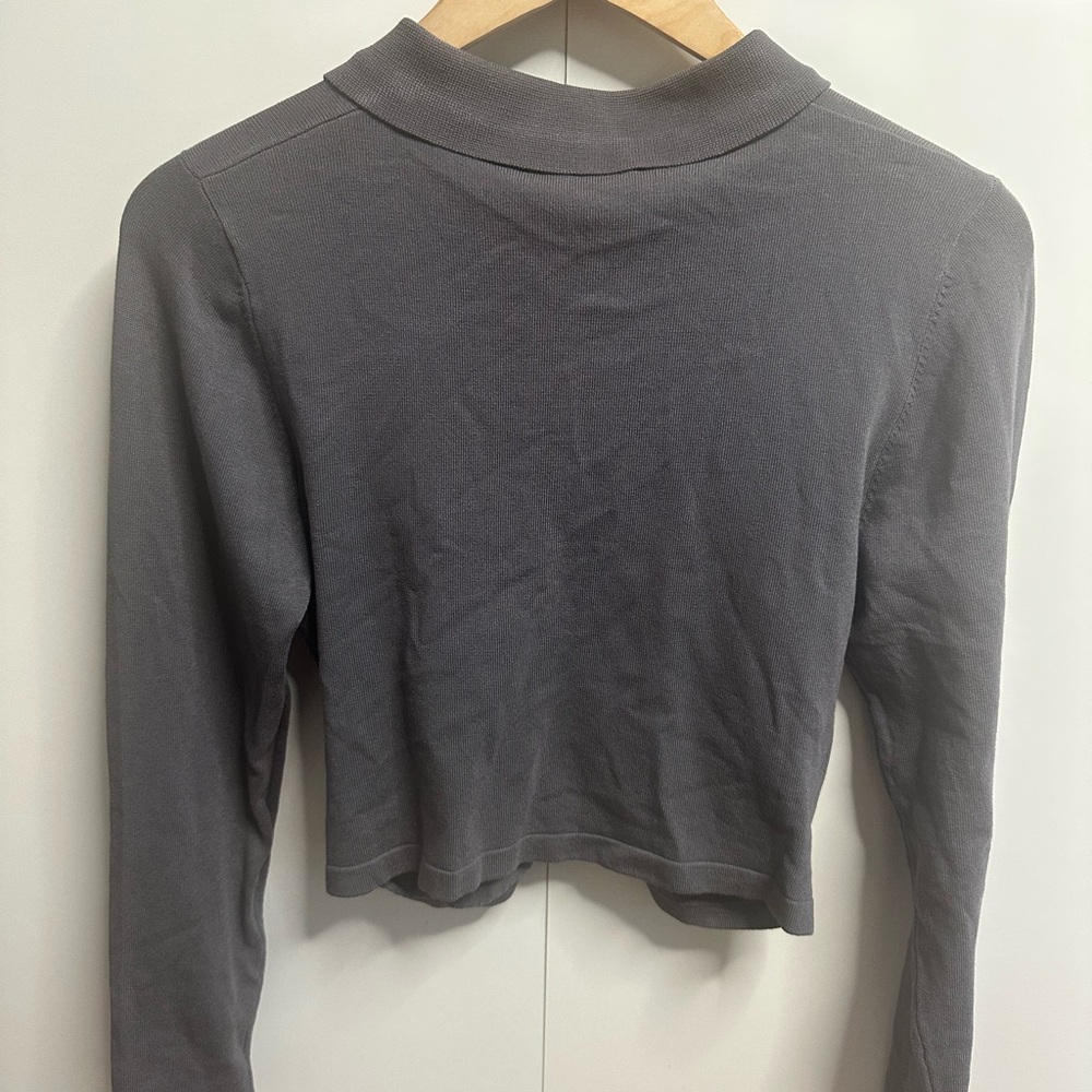 Aster Gray Knit Top - Picture 3 of 5